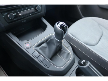 Image véhicule  Seat IBIZA (24)