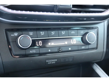 Image véhicule  Seat IBIZA (27)