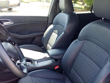 Image véhicule  MG MG3 (22)