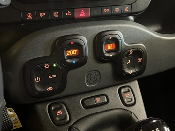 Image véhicule  Fiat PANDA (8)