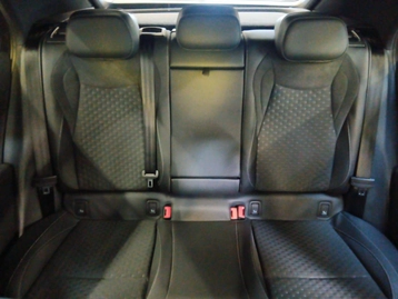 Image véhicule  Volkswagen T-ROC (14)