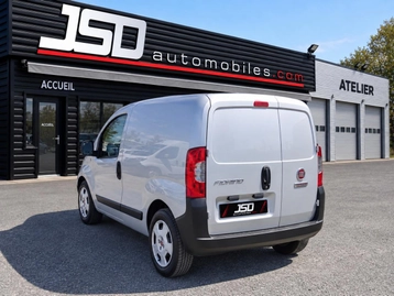 Image véhicule Fiat FIORINO (3) Image véhicule Fiat FIORINO (3)