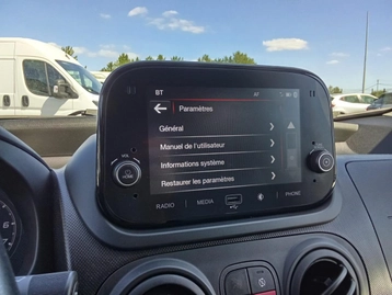 Image véhicule Fiat FIORINO (10) Image véhicule Fiat FIORINO (10)