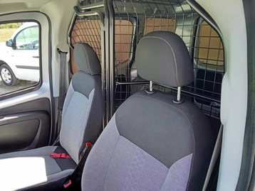 Image véhicule Fiat FIORINO (5) Image véhicule Fiat FIORINO (5)