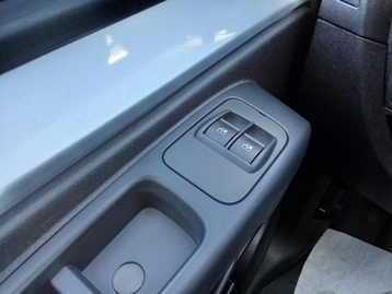 Image véhicule Fiat FIORINO (17) Image véhicule Fiat FIORINO (17)