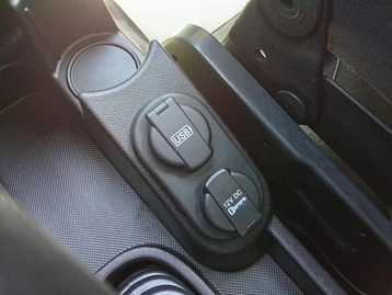 Image véhicule Fiat FIORINO (13) Image véhicule Fiat FIORINO (13)