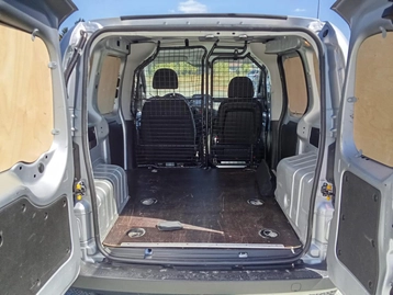 Image véhicule Fiat FIORINO (18) Image véhicule Fiat FIORINO (18)