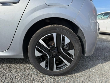 Image véhicule  Peugeot 208 (7)