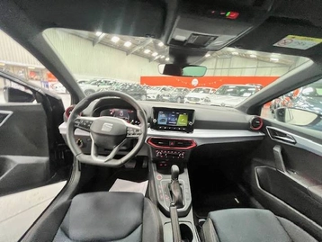 Image véhicule  Seat IBIZA (18)