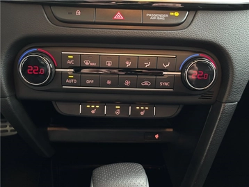 Image véhicule  Kia CEED (13)