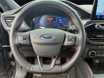 Image véhicule  Ford KUGA (23)