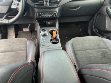 Image véhicule  Ford KUGA (33)