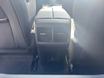 Image véhicule  Citroën C5 AIRCROSS (28)
