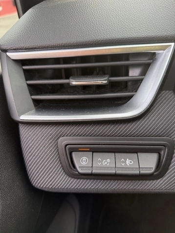 Image véhicule  Renault CLIO V (5)