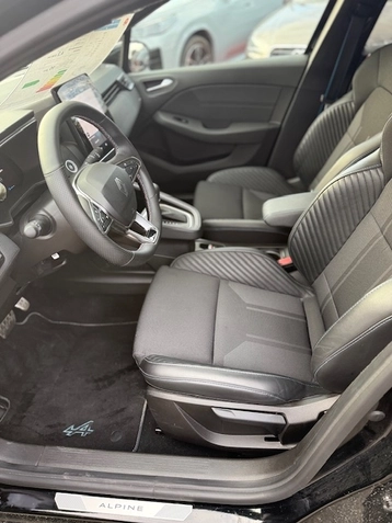 Image véhicule  Renault CLIO V (2)