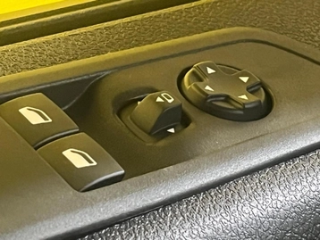 Image véhicule Citroën JUMPY (35) Image véhicule Citroën JUMPY (35)