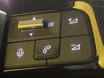 Image véhicule Citroën JUMPY (28) Image véhicule Citroën JUMPY (28)