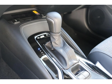 Image véhicule  Toyota COROLLA (24)