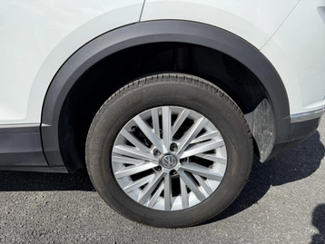 Image véhicule  Volkswagen T-ROC (10)
