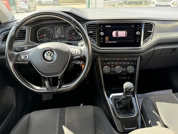 Image véhicule  Volkswagen T-ROC (17)