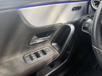 Image véhicule  Mercedes CLA (8)