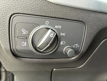 Image véhicule  Audi Q2 (13)