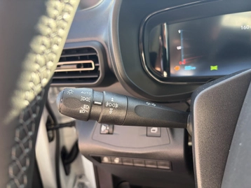 Image véhicule  Citroën BERLINGO (27)