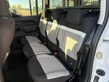 Image véhicule  Citroën BERLINGO (22)