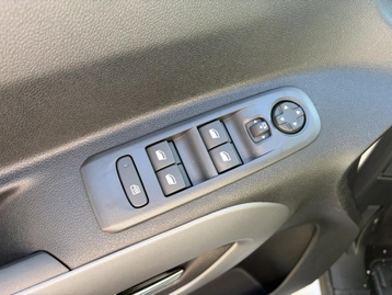 Image véhicule  Citroën BERLINGO (14)