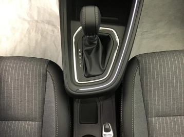 Image véhicule  Renault CLIO (22)