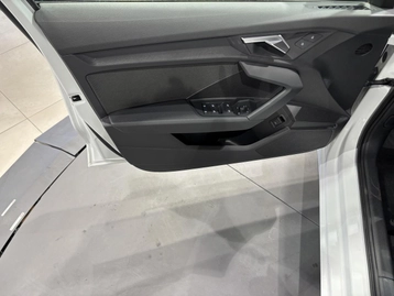 Image véhicule Audi A3 (8) Image véhicule Audi A3 (8)