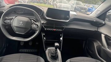Image véhicule  Peugeot 2008 (4)