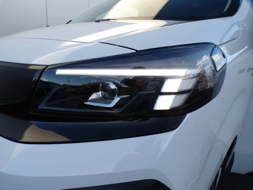 Image véhicule  Opel VIVARO (15)