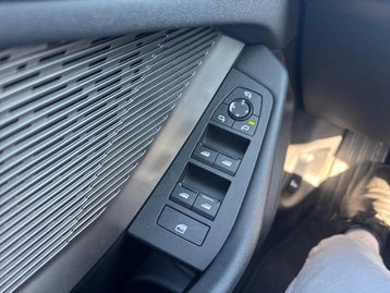 Image véhicule  BMW SÉRIE 1 (23)