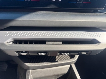 Image véhicule  BMW SÉRIE 1 (28)