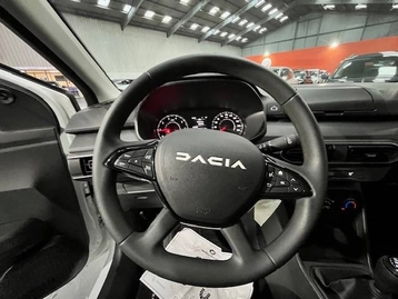 Image véhicule  Dacia SANDERO (8)