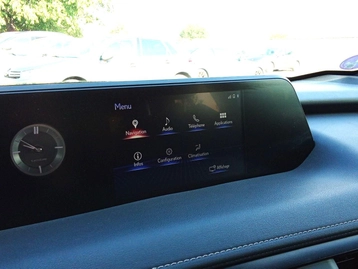 Image véhicule  Lexus UX (8)