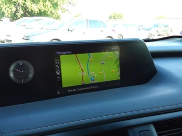 Image véhicule  Lexus UX (9)