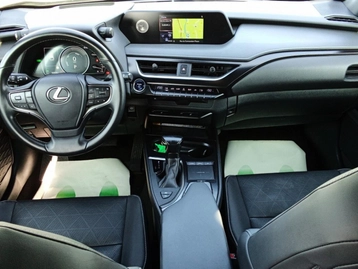 Image véhicule  Lexus UX (5)