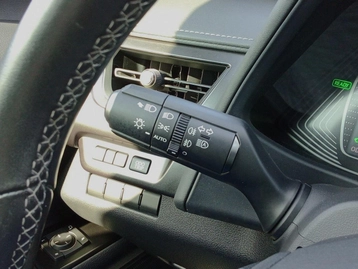 Image véhicule  Lexus UX (49)