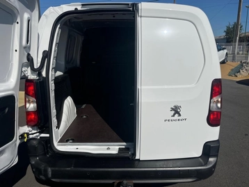 Image véhicule  Peugeot PARTNER (32)