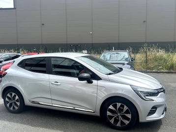 Image véhicule  Renault CLIO (4)
