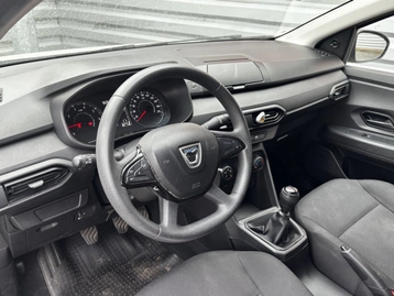 Image véhicule  Dacia SANDERO (2)