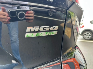 Image véhicule  MG MG4 (19)