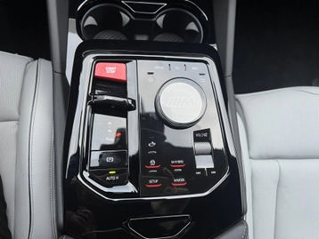 Image véhicule  BMW SÉRIE 5 (48)