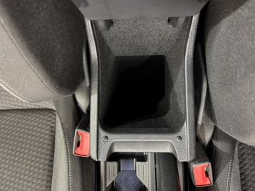 Image véhicule  Volkswagen TAIGO (18)