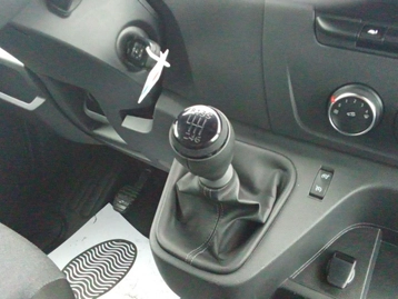 Image véhicule Renault MASTER (12) Image véhicule Renault MASTER (12)