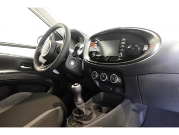 Image véhicule  Toyota AYGO (7)