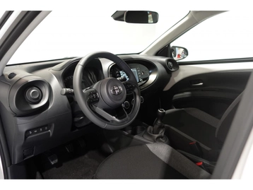 Image véhicule  Toyota AYGO (21)