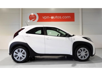 Image véhicule  Toyota AYGO (5)